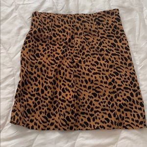Missguided leopard skirt
